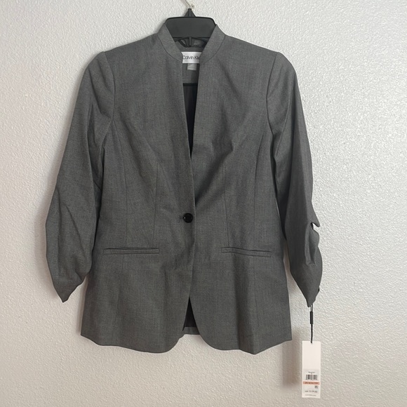 Calvin Klein Petite Ruched-Sleeve One-Button Blazer size 2P - Picture 5 of 8